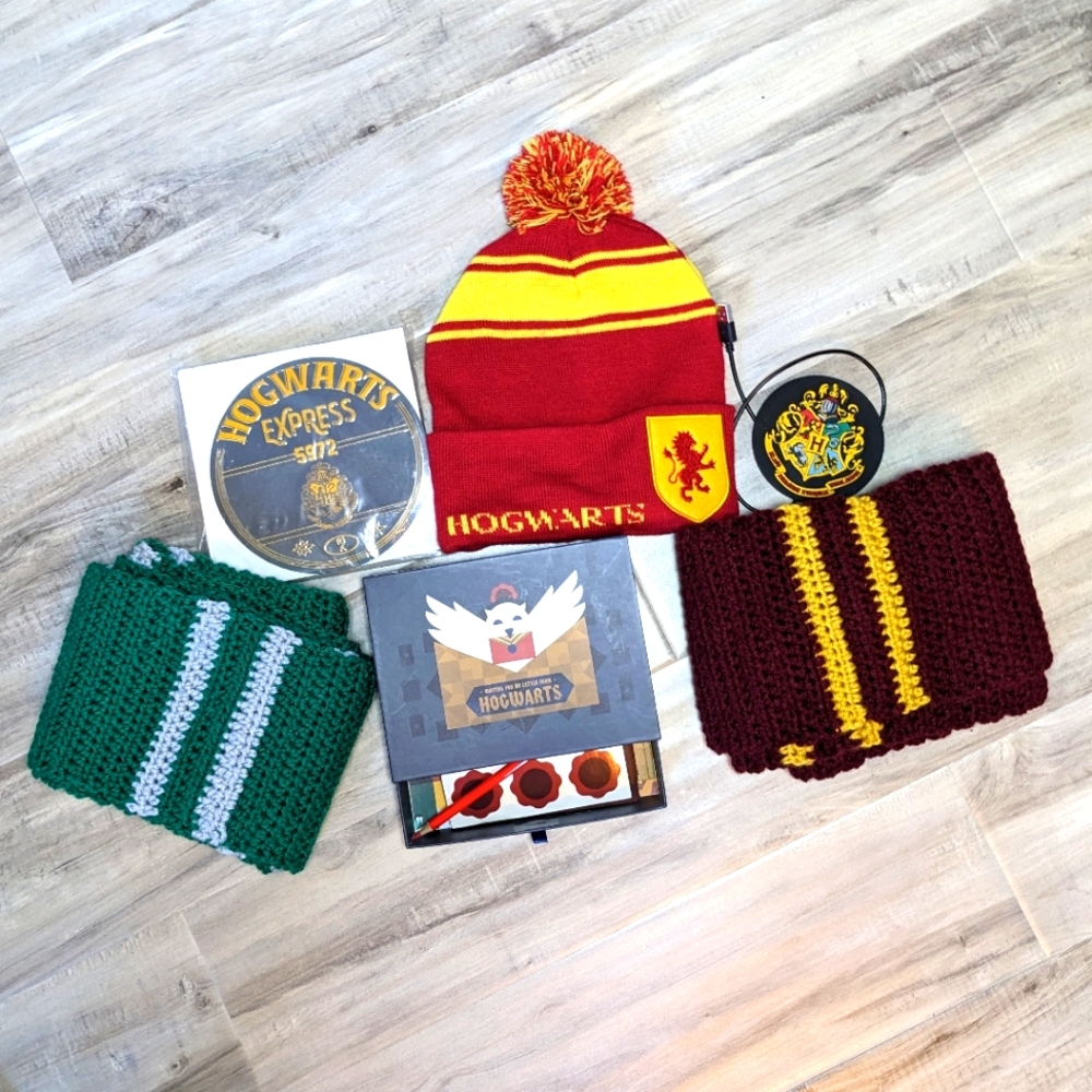 Harry Potter Hogwarts Bundle!